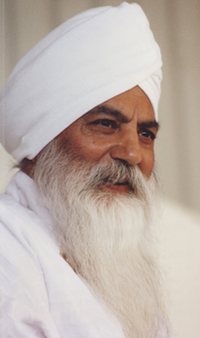 yogi_bhajan_klein Yogi Bhajan