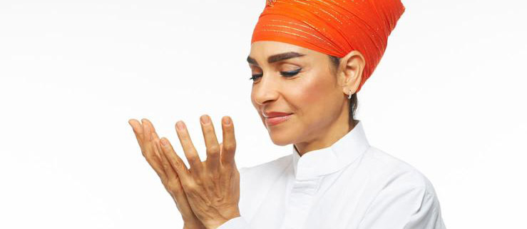 Kundalini-Yoga Meditation mit Estela Simran (Ausschnitt)